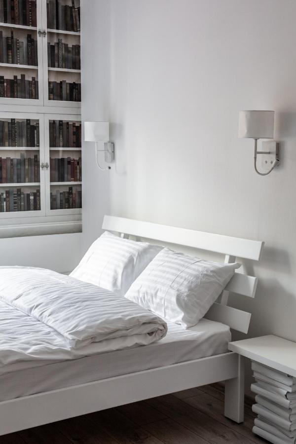 Bookinist Apartment Liov Exterior foto